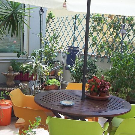 B&B In Centro Cagliari Exterior photo